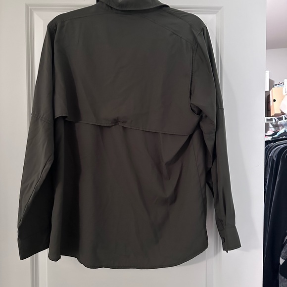 UV Protection Shirt - Picture 4 of 5